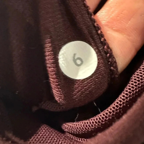 LULULEMON POWER Y TANK LUON PAINTED ANIMAL BORDEAUX DRAMA BLACK SIZE 6 - Picture 8 of 8